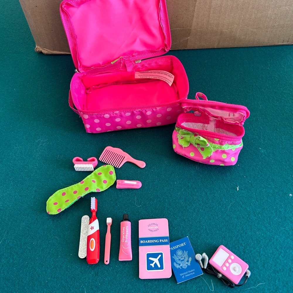 AG doll travel set
